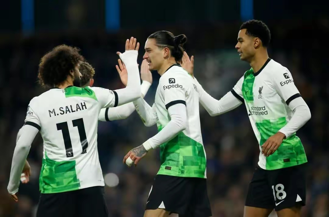 苏宁客场胜球，领跑积分榜继续保持领先位置的简单介绍